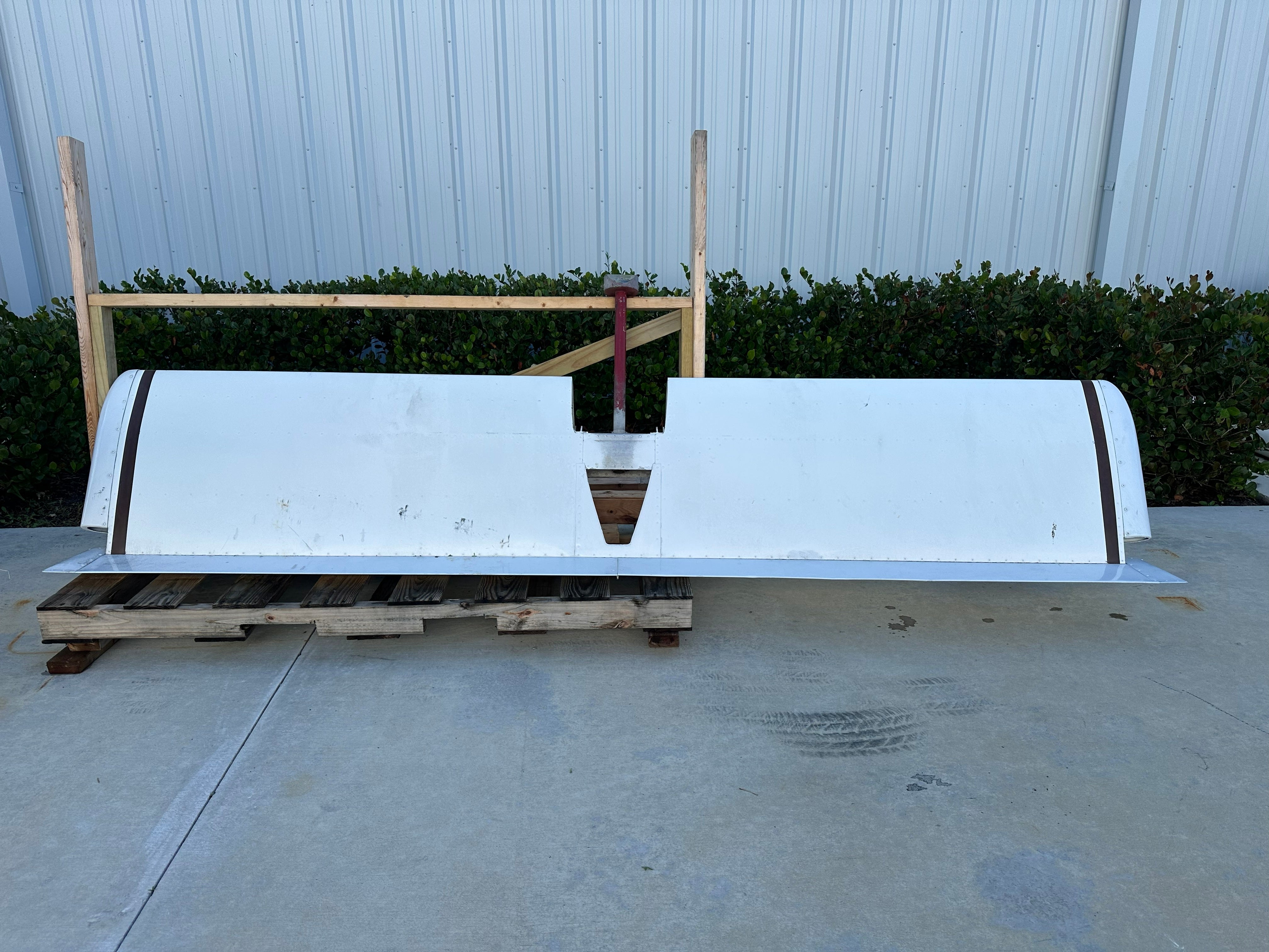 Share Beechcraft 23 Musketeer Horizontal Stabilator Assembly P/N 169-620001-661